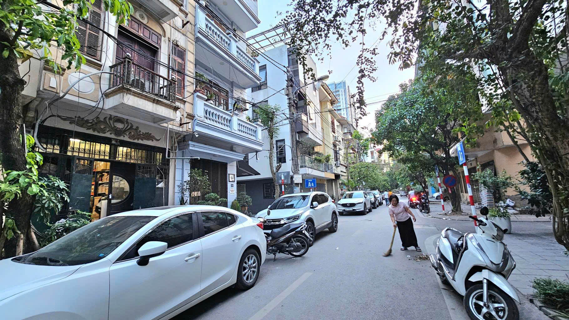 Bán Đất KĐT Đại Kim 82 mét. Vị trí Đỉnh Cao - KINH DOANH. Giá chỉ 16 tỷ 500